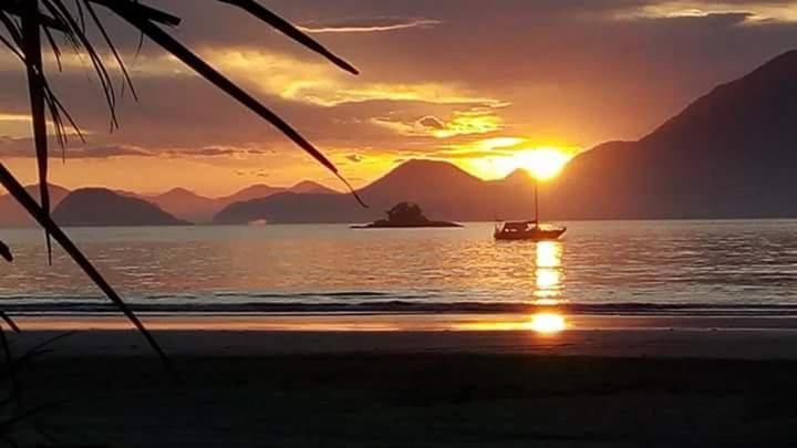 Suite A Beira Mar Em Ubatuba-Sp Exterior photo
